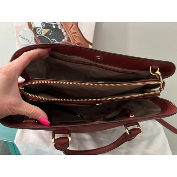 NWOT Michael Kors Leather Selma Satchel Crossbody Bag! - Picture 4 of 7